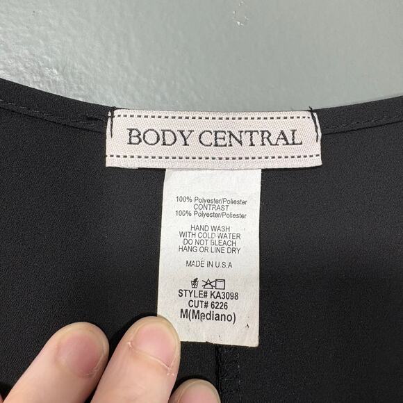 Body Central Women's Red & Black Chevron Sequin Top - Size Medium - Maximalist - Picture 3 of 5